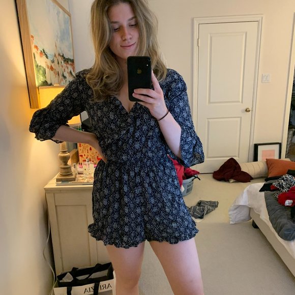 Abercrombie and Fitch Romper - Picture 4 of 4